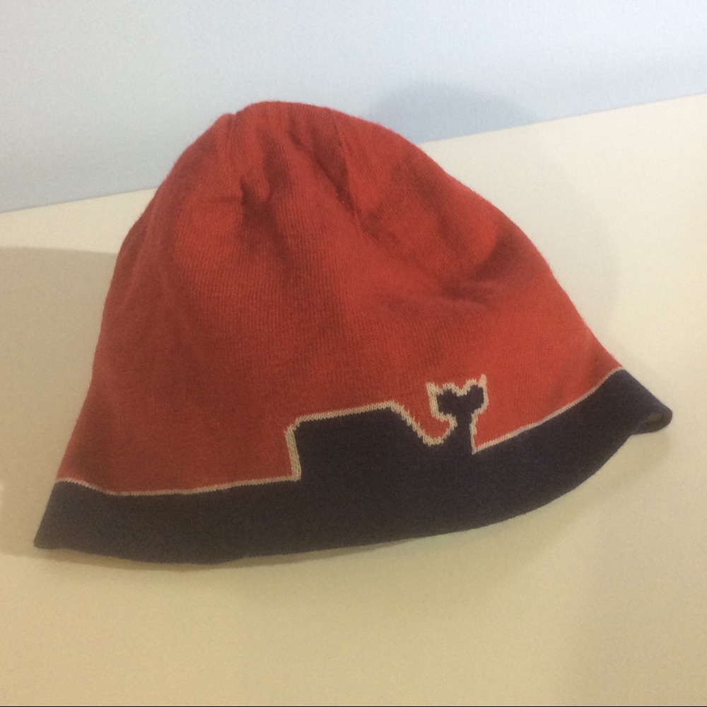 Vineyard Vines 100% Merino Wool Beanie Red Navy Blue Whale One Size Knit Cap Hat